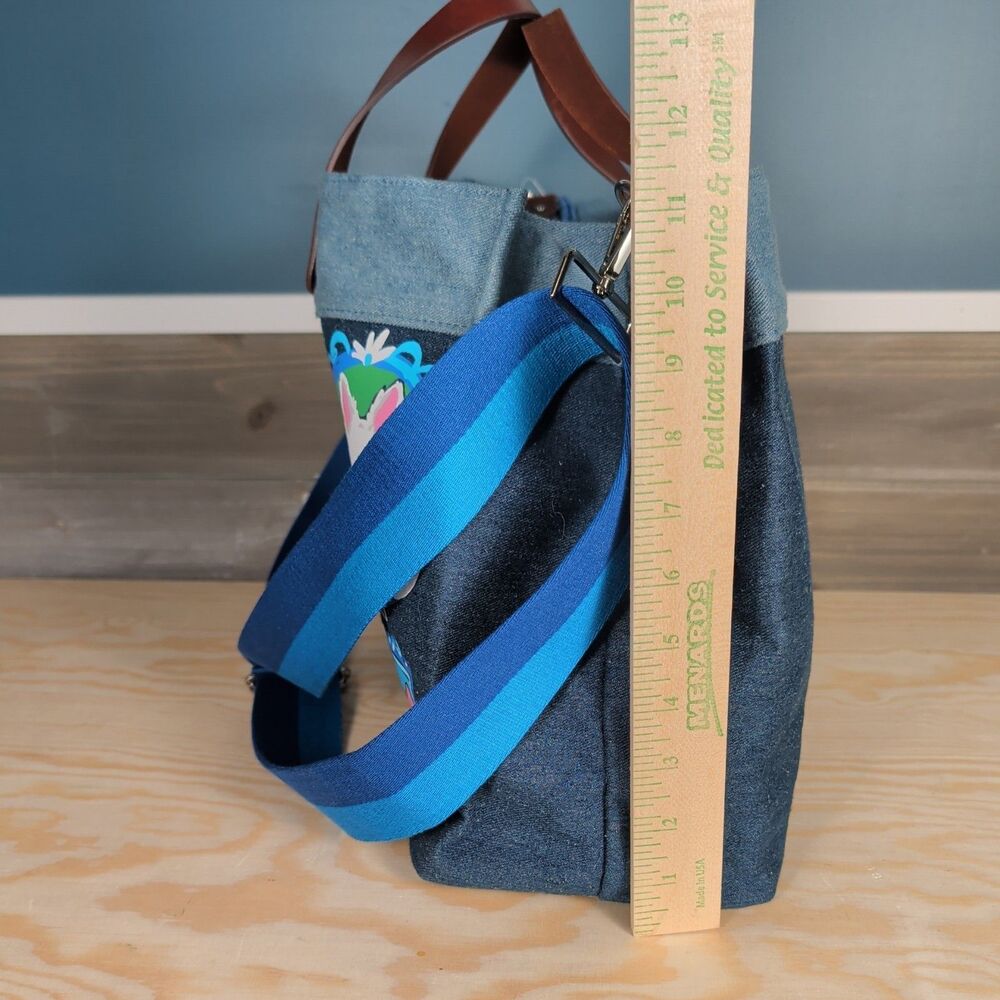 Brighton Artful At Heart Fur Family East West Denim Denim Tote Cats Dogs - Picture 10 of 12